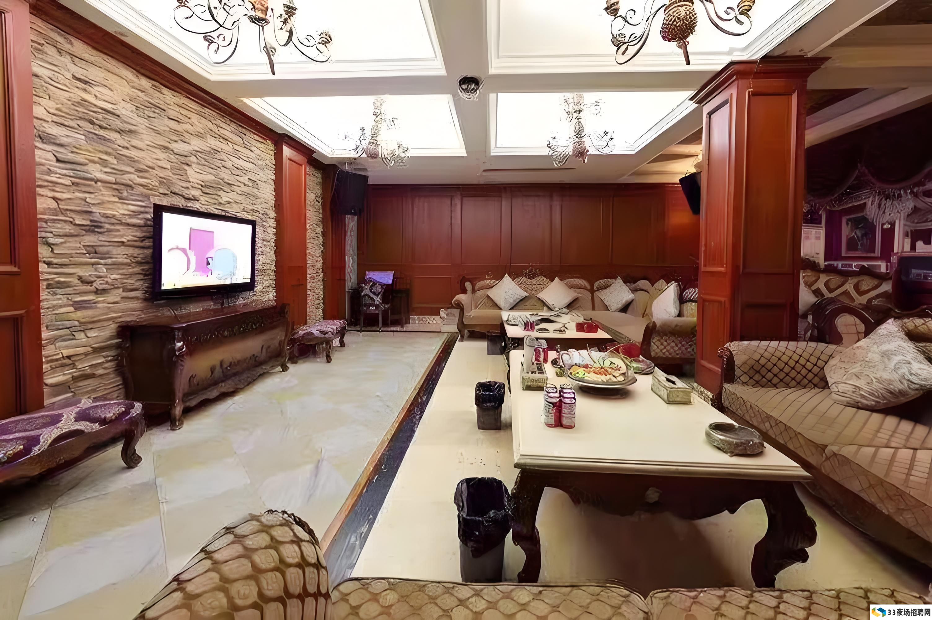 广州北京路商圈夜场女歌手招聘：你的舞台，从这里开始！